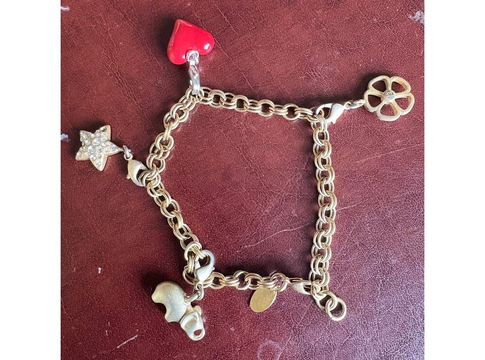 Lia Sophia Gold Tone Charm Bracelet 8” Heart Star Elephant Flower Signed
